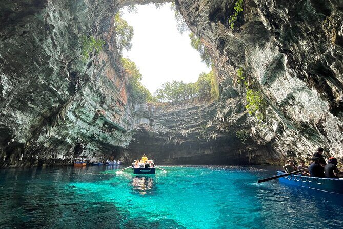 Dream Tour: Melissani Lake, Drogarati Cave, Myrtos (viewpoint) - Exploring Kefalonia in Depth