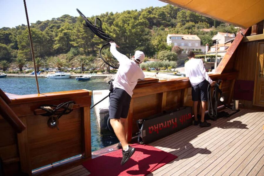 Dubrovnik: Elaphiti Island Luxury Pirate Ship Cruise - Authentic Experiences and Guest Feedback