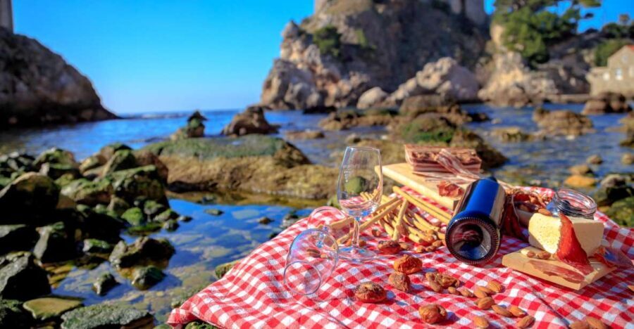 Dubrovnik Gastronomy: 3-Hour Food and Wine Tour