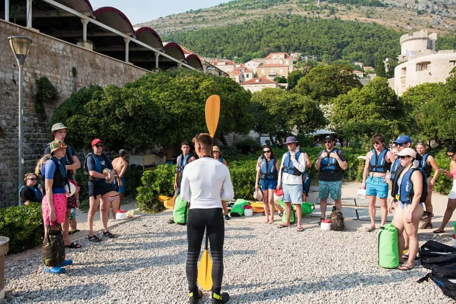 Dubrovnik: Guided Sea Kayaking and Snorkeling Tour