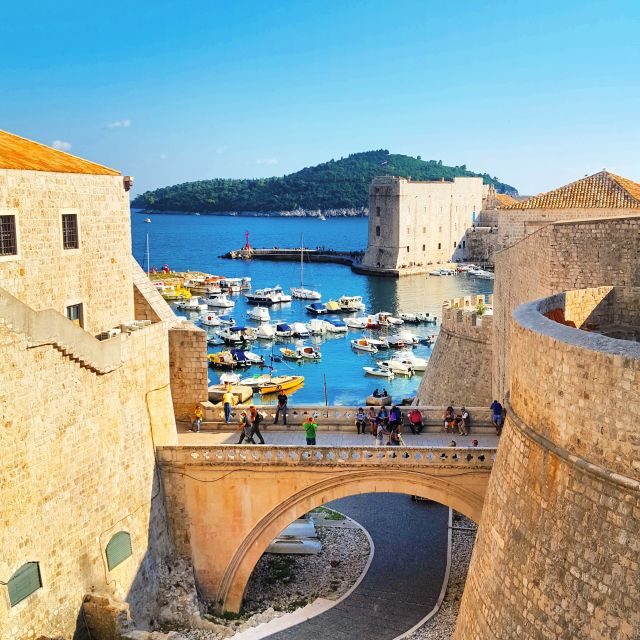 Dubrovnik: Panoramic Ride and Old Town Guided Walking Tour - A Complete Look at the Dubrovnik Panoramic Ride and Old Town Walk