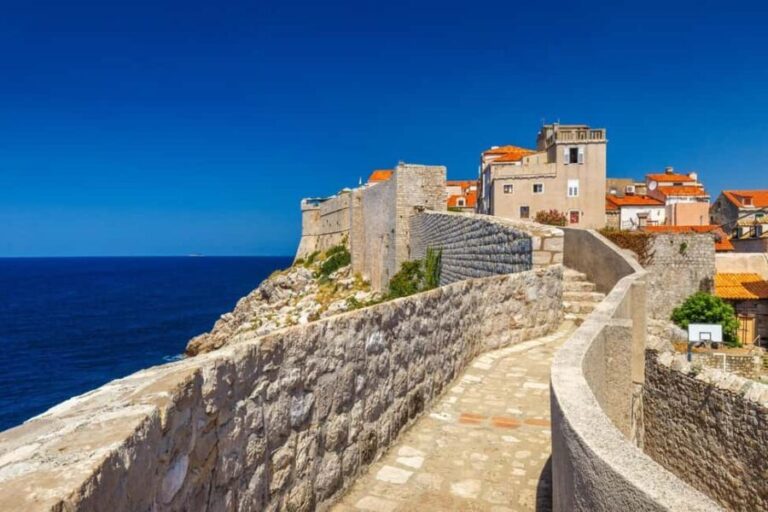 Dubrovnik: Private Old Town and City Walls Walking Tour - The Experience from Reviews