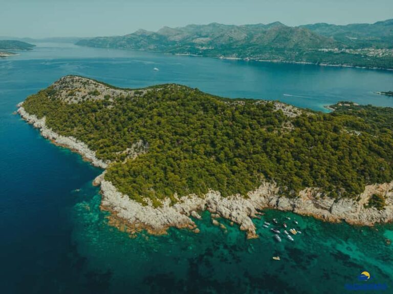 Dubrovnik: Private small group boat tour - Blue Cave - An In-Depth Look at the Dubrovnik Private Boat Tour