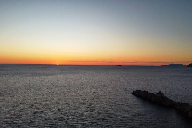 Dubrovnik Romantic Sunset Boat Tour - FAQs
