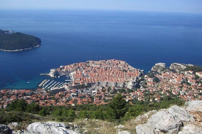 Dubrovnik Walking Tour with Local Guide (1h duration for group) - Why This Tour Works for Different Travelers