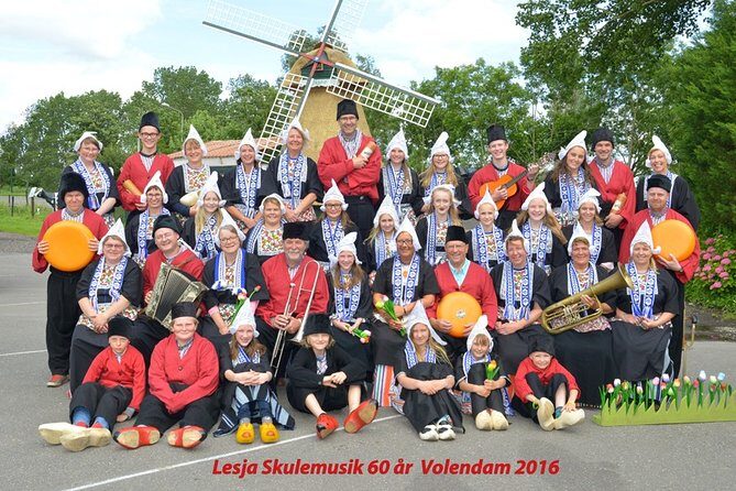 Dutch Experience in Volendam with Traditional Outfits - Why This Tour Works for You