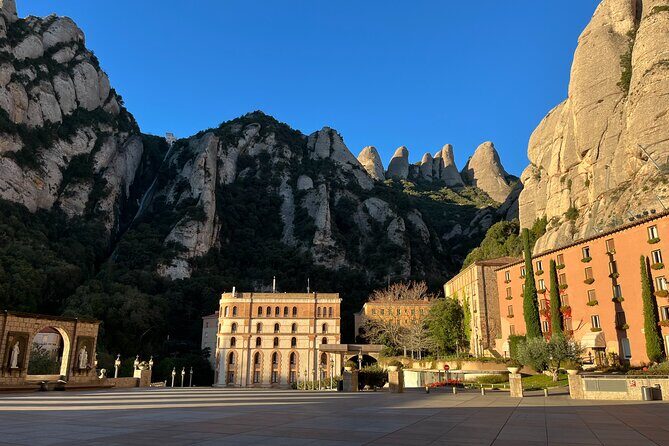 Early Tour to Montserrat: Small Group Hiking with Cable Car - A Detailed Look at the Montserrat Small Group Tour