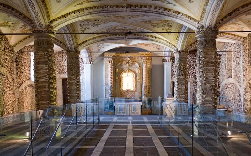 Évora Full Day Tour on a Luxury Mercedes - Exploring Évora: What to Expect