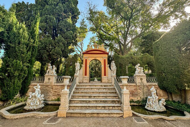 Excellent Private Photography Walking Tour & Workshop in Valencia - Authentic Insights from Reviews