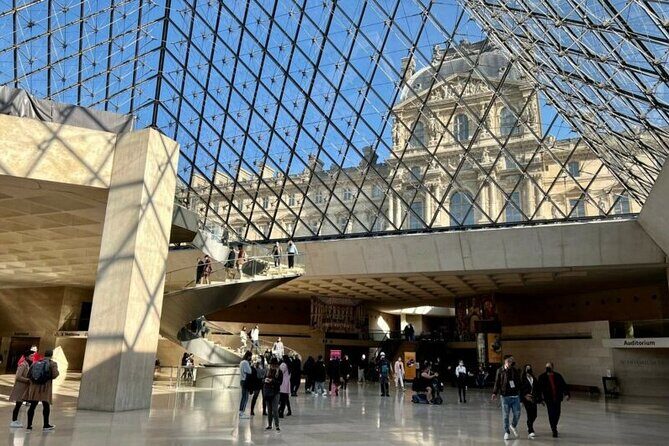 Exclusive Semi-Private Louvre Tour with Mona Lisa, Max 6 People - Who Will Love This Tour?