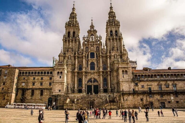 Excursion from A Coruña to Santiago de Compostela - Cruise-ship passengers only - Why This Tour Offers Real Value