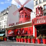 Explore Bohemian Montmartre: Private Half-Day Walking Tour - The Highlights of the Itinerary