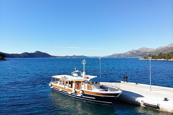 Explore Elaphiti Islands by Boat Tour: Hop-on-Hop-off Adventure - Who Will Love This Tour?
