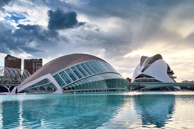 Explore Valencias Art and Culture with a Local - What Makes This Tour Stand Out