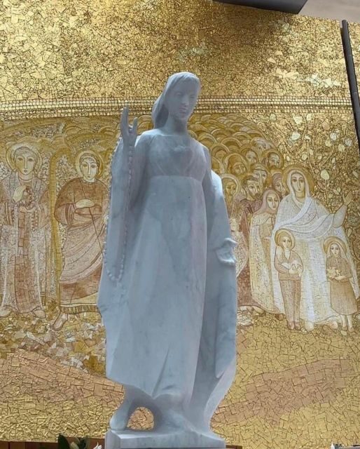 Fátima Day Trip from Lisbon  Small Groups - The Journey Begins: From Lisbon to Fátima