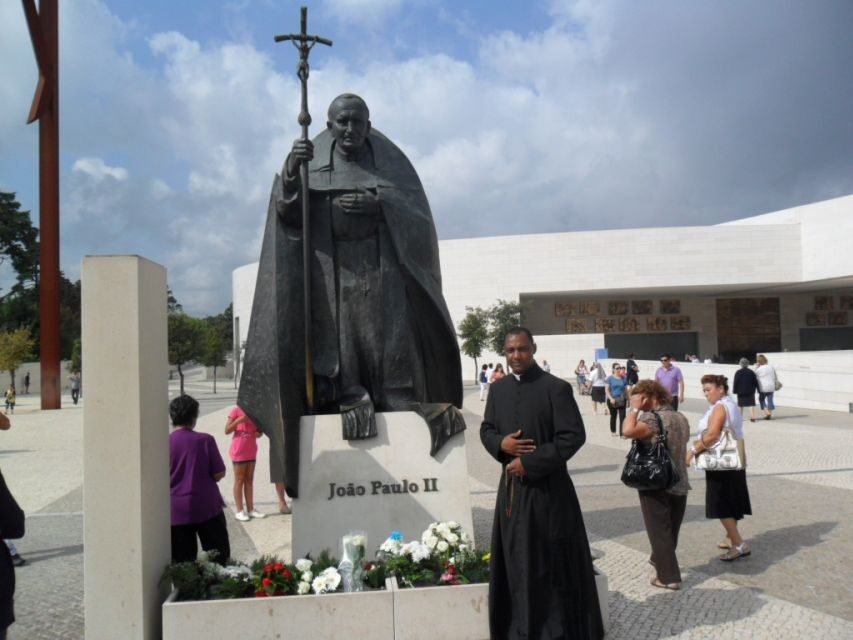 Fátima, Nazaré and Óbidos Small-Group Tour from Lisbon - An In-Depth Look at the Fátima, Nazaré, and Óbidos Tour