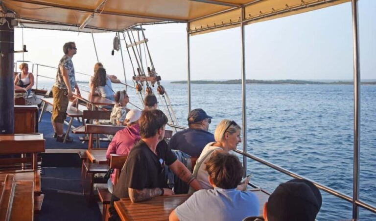 Fazana: Eco Friendly Brijuni Dolphins with Dinner & Drinks - What Makes This Experience Stand Out?