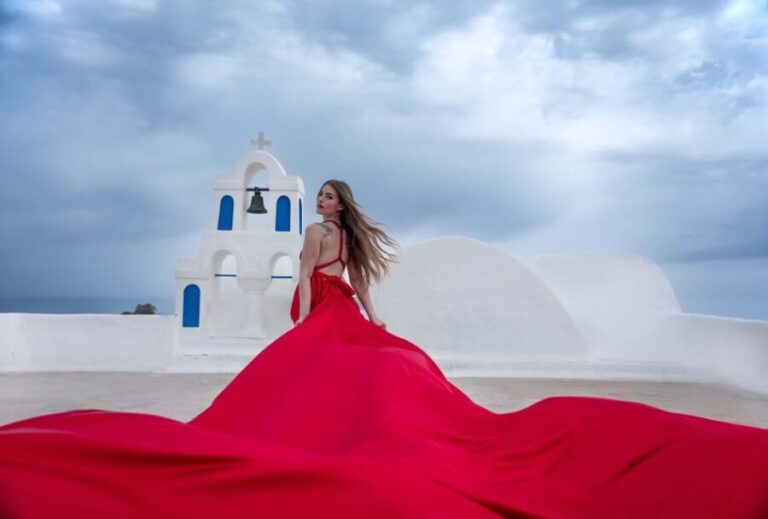 Flying Dress Photography in Oia, Santorini - Breaking Down the Itinerary
