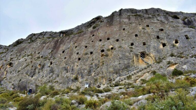 From Alicante: Bocairent and Covetes dels Moros Day Trip - A Closer Look at the Itinerary and Highlights