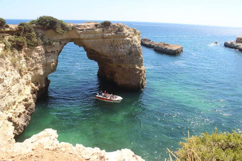 From Armação de Pêra: Private Beaches & Caves Boat Tour - Detailed Breakdown of the Itinerary