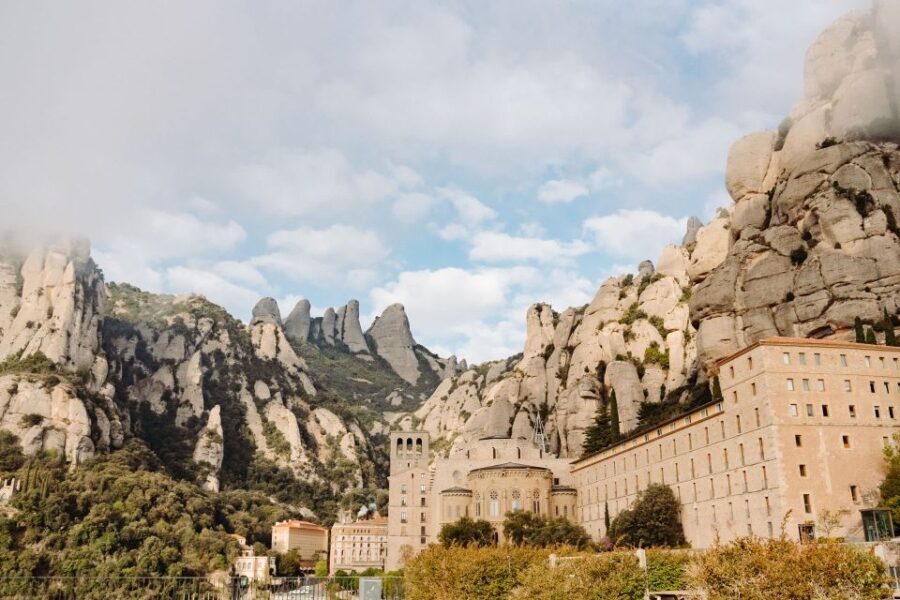 From Barcelona: Montserrat & Cava Winery Day Trip - Practicalities and What to Consider