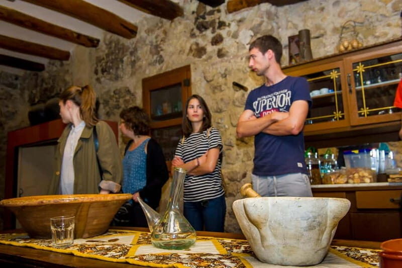 From Barcelona:Penedès Wine&Cava half-day trip with Workshop - Why This Tour Stands Out