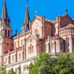 From Cangas de Onis: Covadonga Lakes Guided Day Trip - Exploring the Covadonga Lakes & Historic Sites