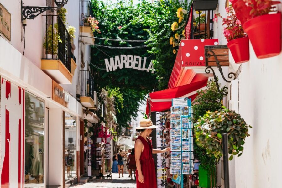 From Costa del Sol: Mijas, Marbella and Puerto Banús Tour - What Makes This Tour Stand Out?
