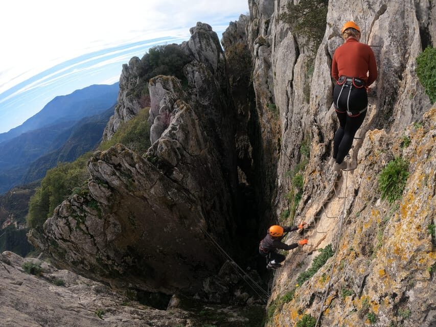 From Estepona: Vía Ferrata de Benalauria climbing tour