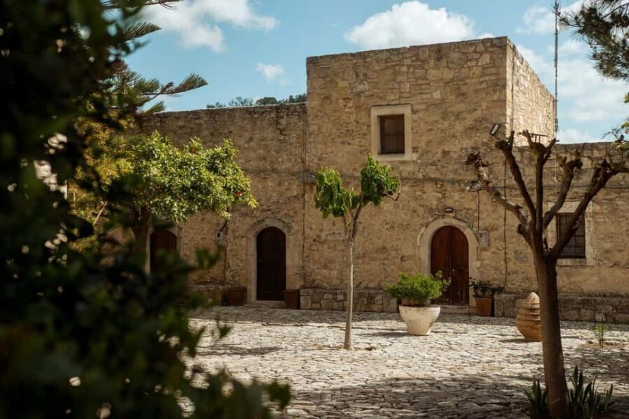 From Heraklion: Olive, Wine & Monastery Luxury Guided Tour - What’s Included and What to Keep in Mind