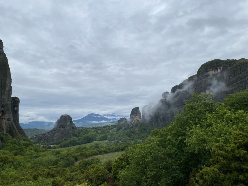 From Kalabaka or Kastraki: Meteora Monastery Morning Tour - A Detailed Look at the Meteora Morning Experience
