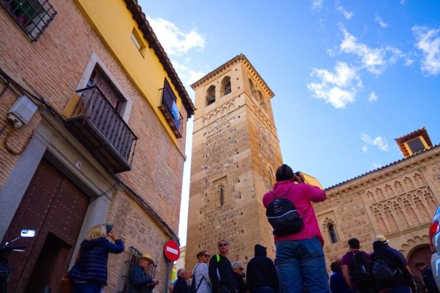 From Madrid: Toledo Guided Day Trip - Transportation and Group Dynamics