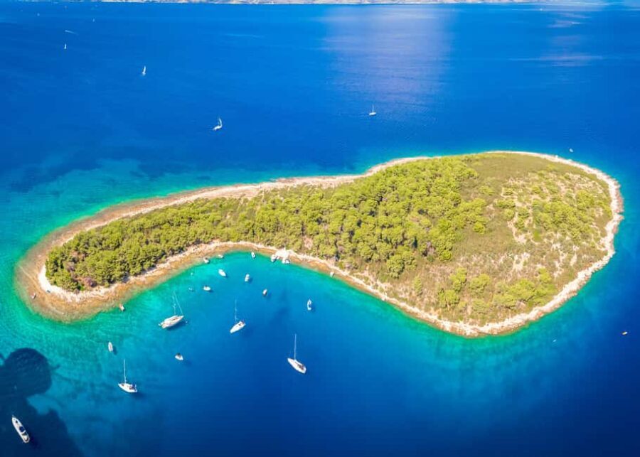 From Makarska: Full day private speed boat tour 3 islands - Who Is This Tour Best For?