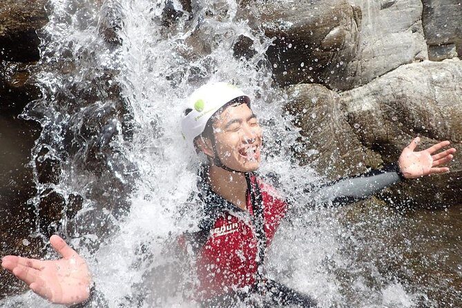 From Marbella: Canyoning Tour in Guadalmina Canyon - Detailed Breakdown of the Tour