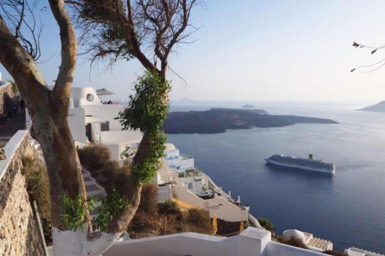 From Naxos: Full-Day Boat Trip to Santorini - An In-Depth Look at the Full-Day Santorini Trip from Naxos