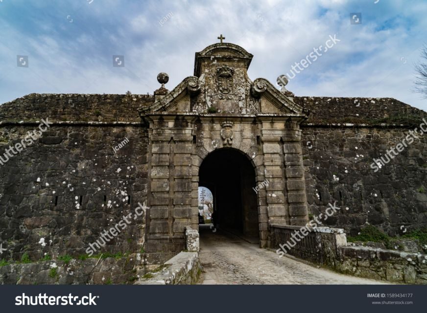 From Porto: Santiago de Compostela Full Day Tour - Exploring the Heart of Galicia: Santiago de Compostela
