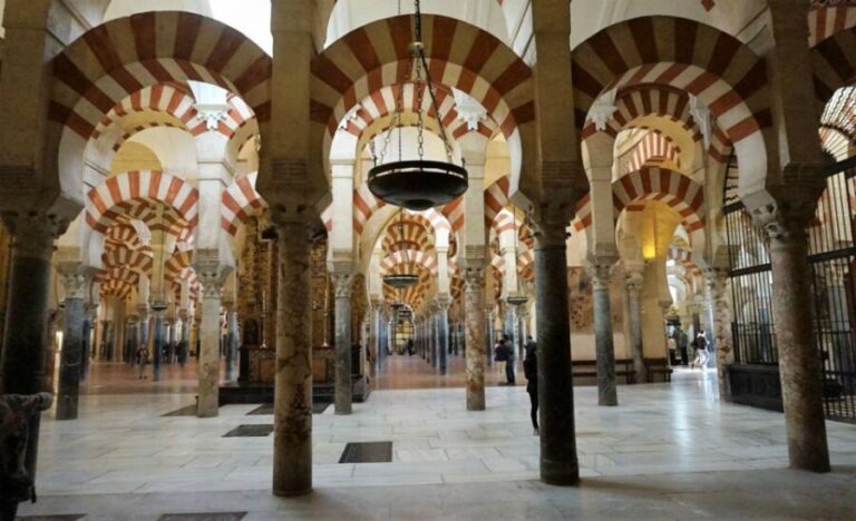 From Seville: Full-Day Cordoba Private Tour - The Experience in Detail