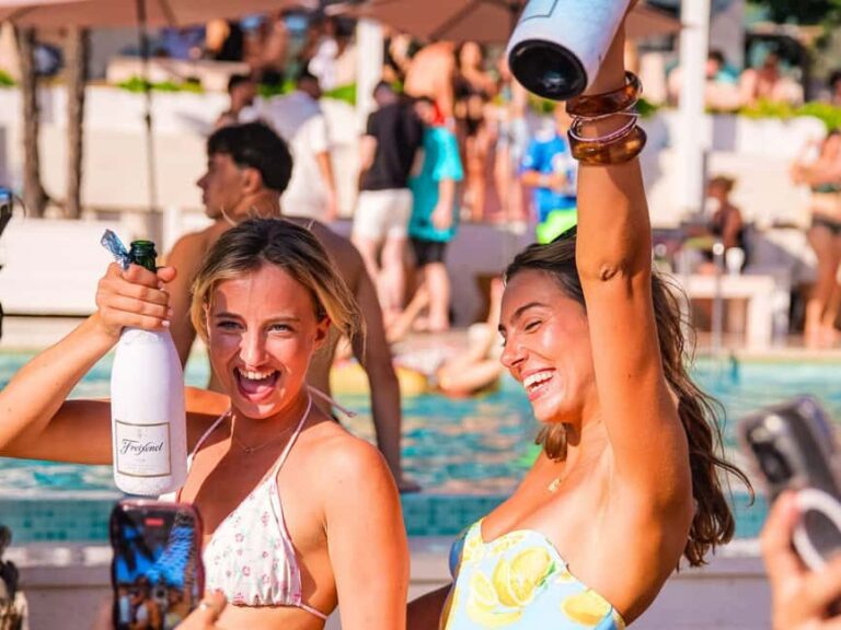 From Split: Bra Island Beach Bar and Pool Party - Why This Experience Works
