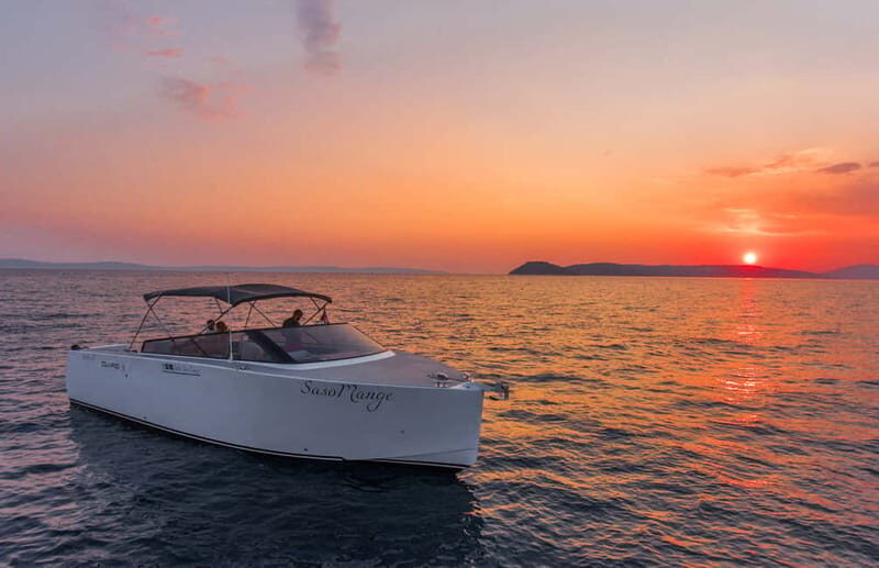 From Split: Sunset Powerboat Cruise with Drinks - Analyzing the Value