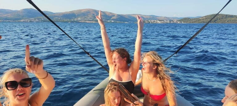 From Trogir: Guided Panoramic Boat Tour with Drinks - Detailed Breakdown of the Itinerary