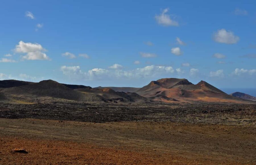 From Yaiza: Timanfaya Express Tour with No Queues - Deep Dive into the Experience