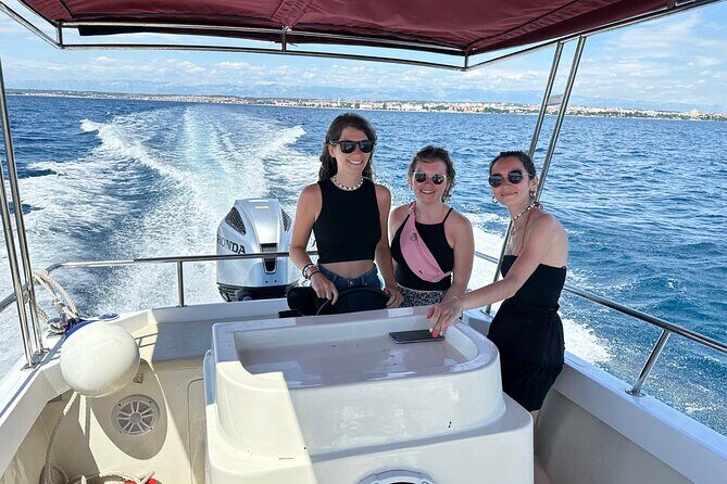 From Zadar: Island-Hopping Speedboat Tour with Drinks