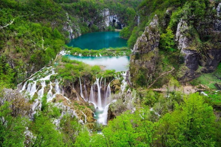 From Zagreb: Private Day Trip to Plitvice Lakes & Rastoke - The Sum Up