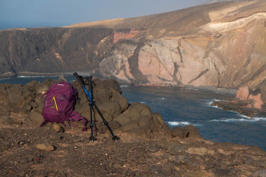 Fuerteventura: Cofete Guided Hiking Tour and Picnic - The First Hike: Ravines, Water, and Hidden Beaches