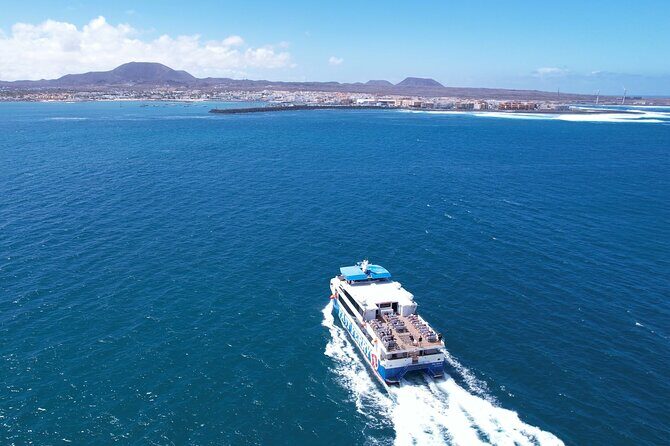 Fuerteventura: Ferry ticket to Lanzarote with free wifi - Who Should Consider This Ferry?