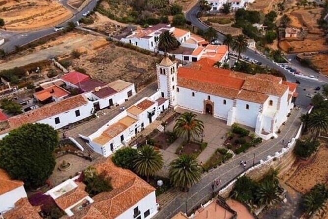 Fuerteventura: Historical Sightseeing island Tour. ALL hotspots! - What the Reviews Say