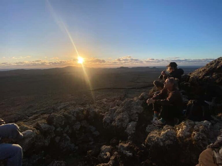 Fuerteventura: Twilight Volcano Hike with Sunset & Moonrise - Exploring the Volcanic Beauty of Fuerteventura