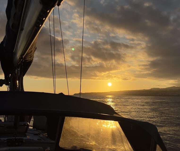 Full Day: Sailing tour with lunch & snorkeling included. - The Experience in Detail