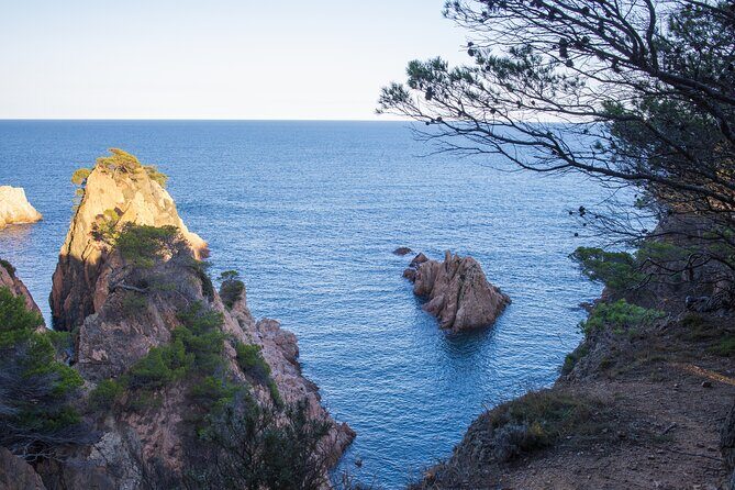 Full-Day Tour the Best of Costa Brava - Discovering the Charm of Costa Brava: An Authentic Day Trip from Barcelona