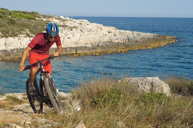 FUN E-BIKE RIDE at CAPE KAMENENJAK - Highlighting the Best Aspects
